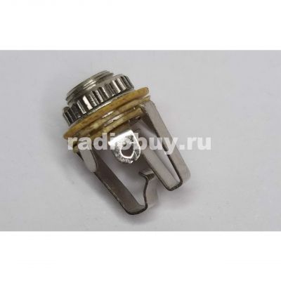 Гнездо 3,5 стерео на корпус с размыканием, гайка